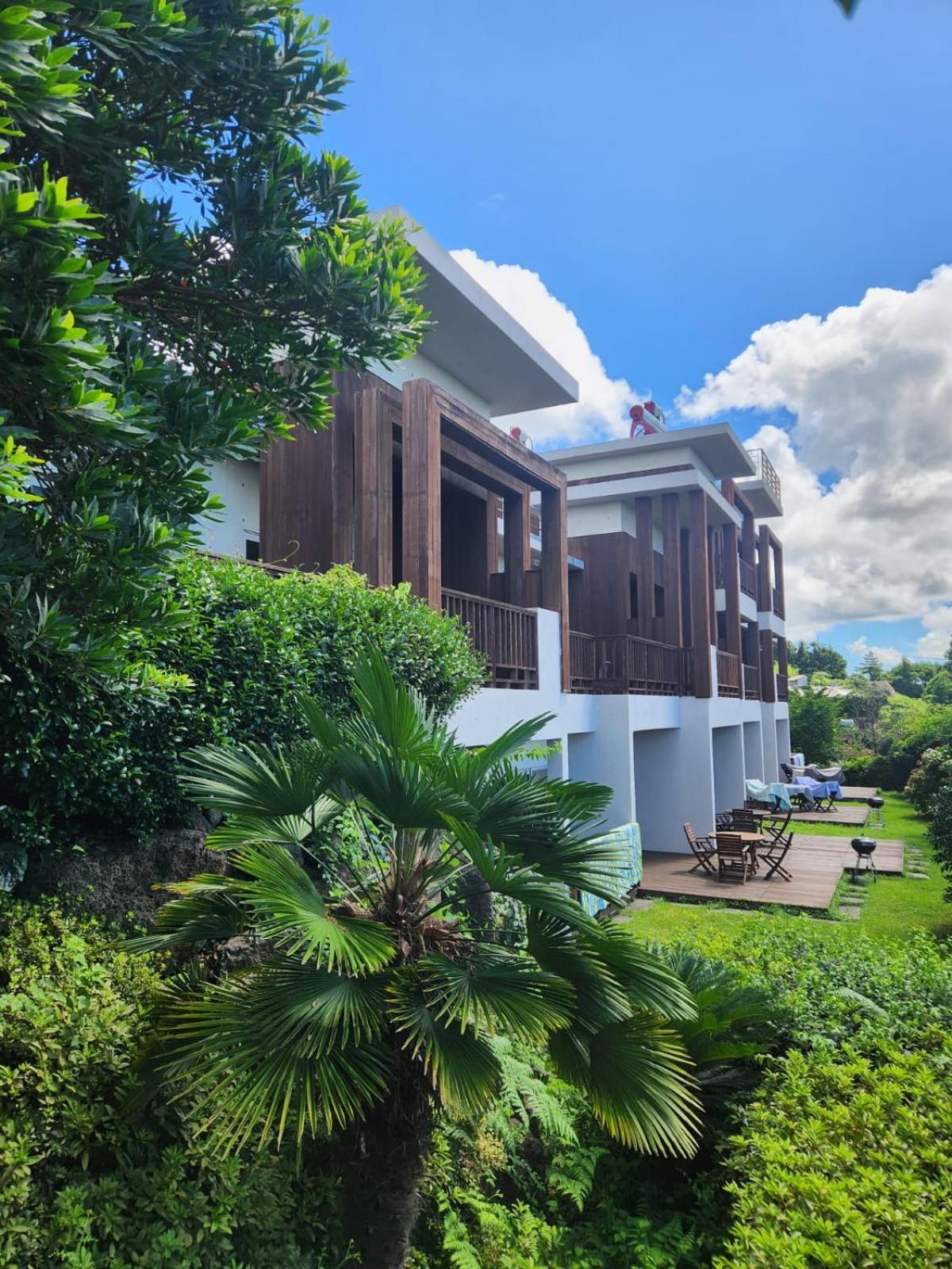 Jeju Eco Suites Seogwipo Eksteriør billede